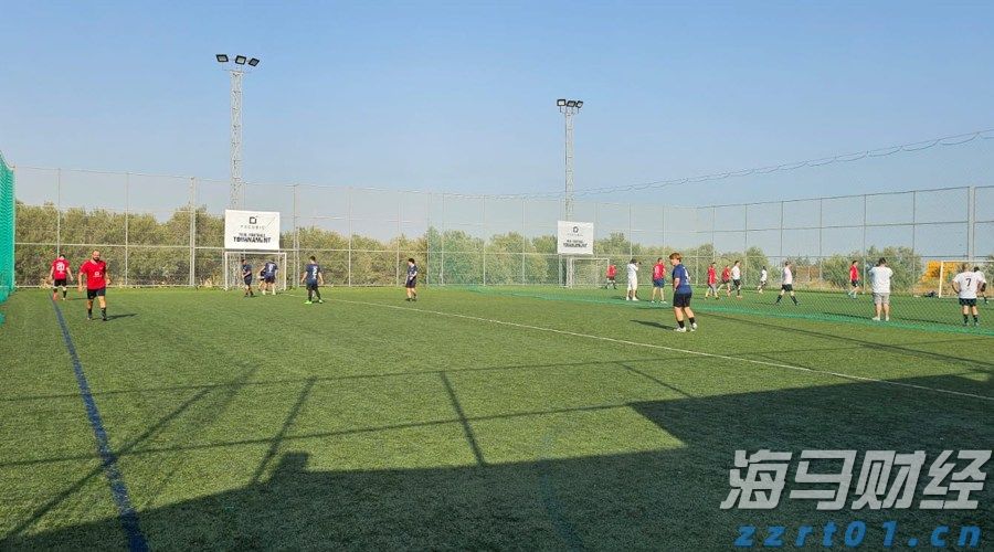 贵港抽水蓄能电站花果山隧道全线贯通